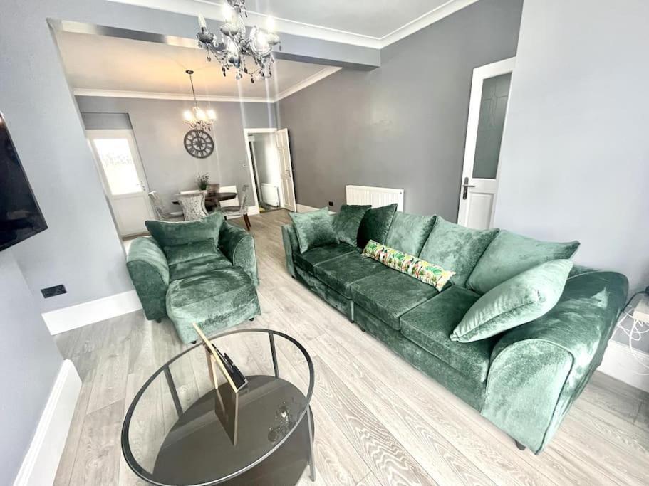 Wainscot Spacious Modern Victorian House In Rochester מראה חיצוני תמונה